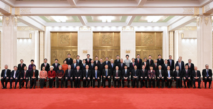 习近平同党外人士共迎新春.jpg